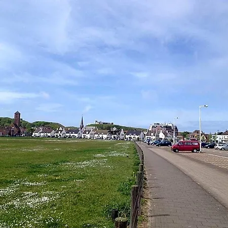 Badhotel Zeecroft 2* Wijk aan Zee